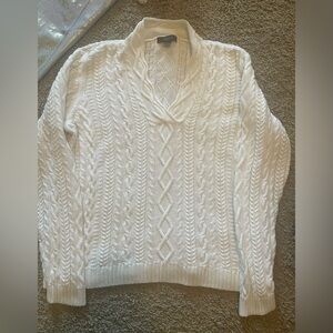 Chaps Woman’s Cardigan style sweater in SZ XL in gently used condition